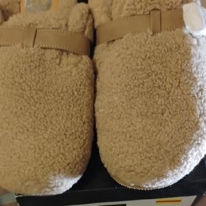 Cozy Tan Fuzzy Slippers